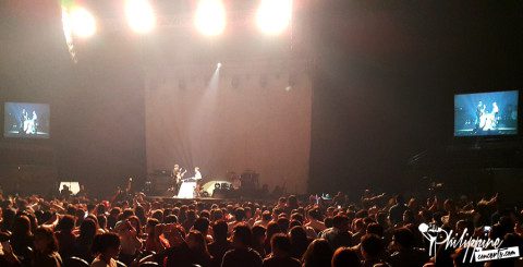 christina-perri-live-in-manila-crowd