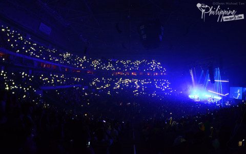 the-script-live-in-manila-crowd