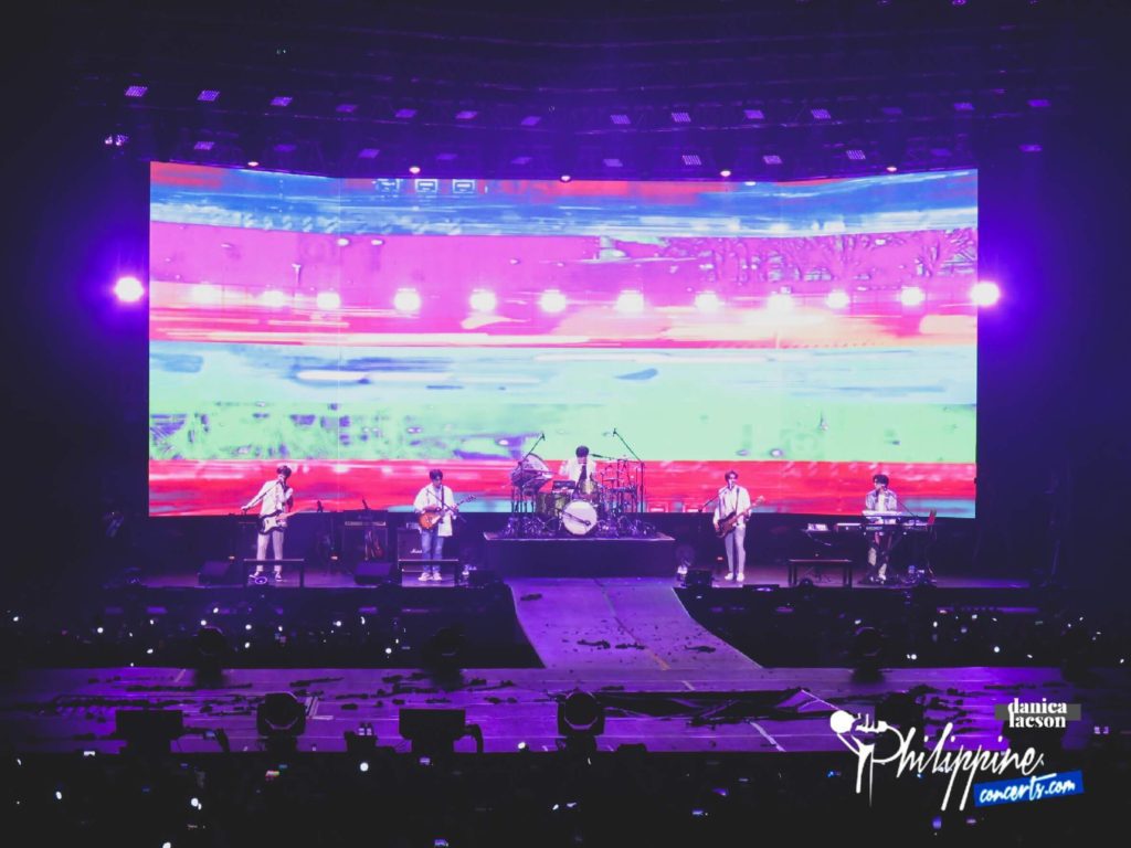 DAY6 Inspires And Touches Hearts In “GRAVITY” Concert In Manila