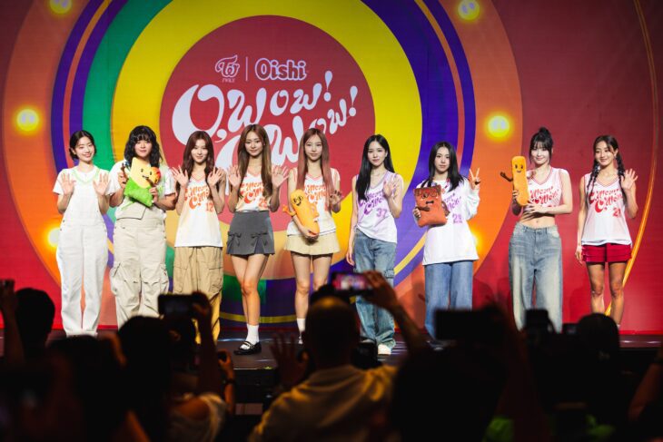 An O, Wow O, Wow Day with Oishi and TWICE