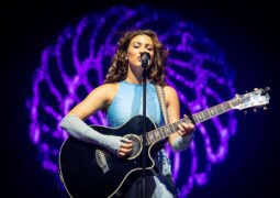 Tori Kelly Enthralls Manila in Purple Skies Tour